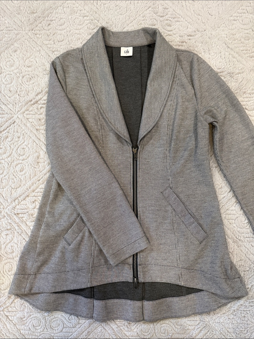 CAbi Gray Zip-Front Shawl Collar Knit Jacket